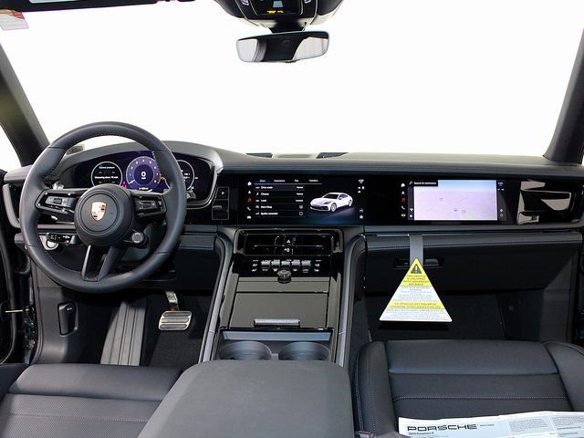 New 2025 Porsche Panamera 4 image 13
