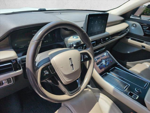 Used 2020 Lincoln Aviator Reserve w/ Equipment Group 202A AWD/4WD image 9