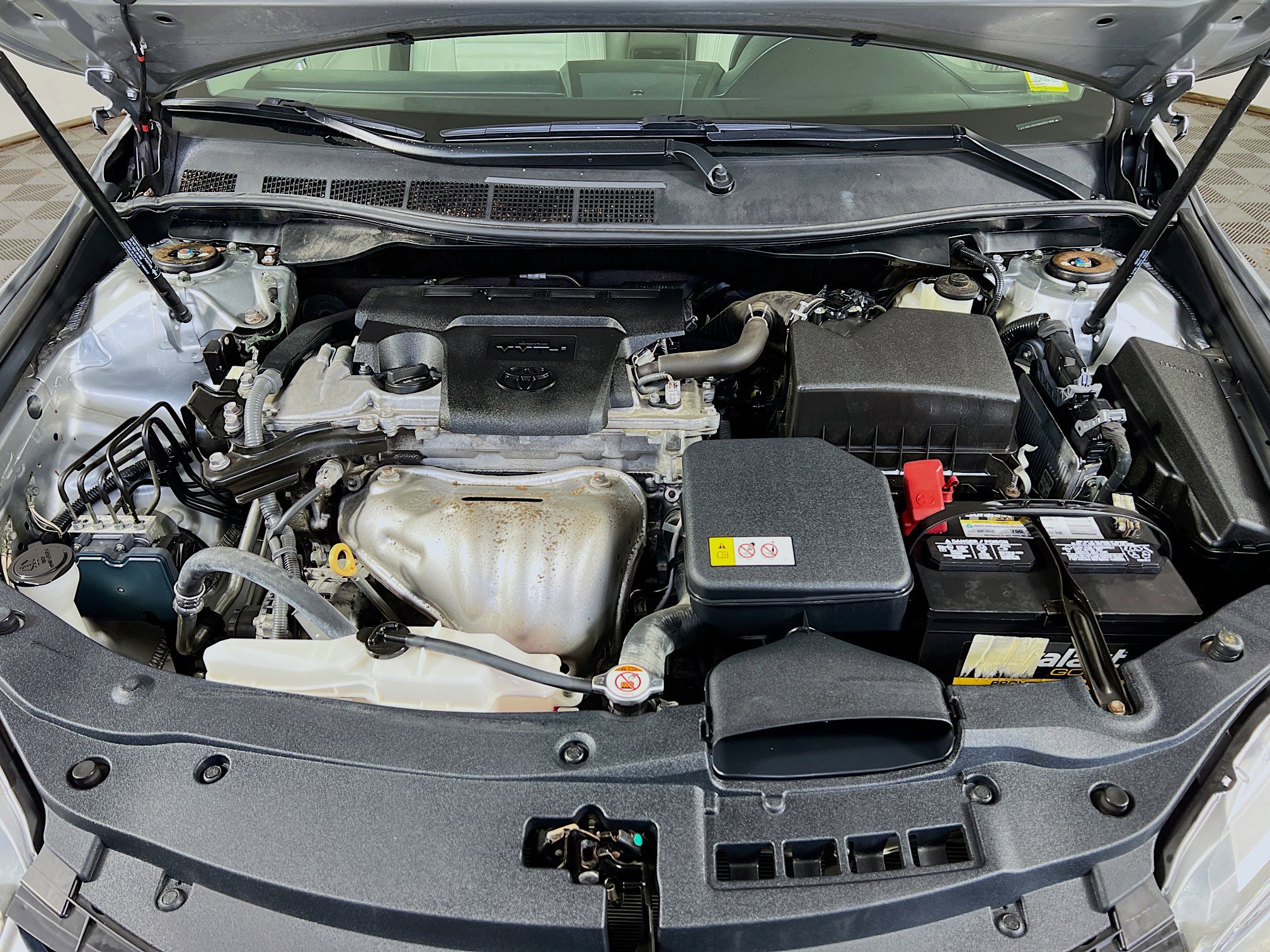 Used 2017 Toyota Camry XLE FWD image 24