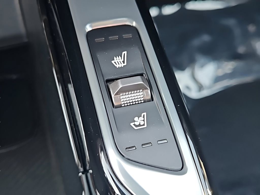 Used 2024 Kia Sorento SX Prestige w/ Sage Leather Package image 36