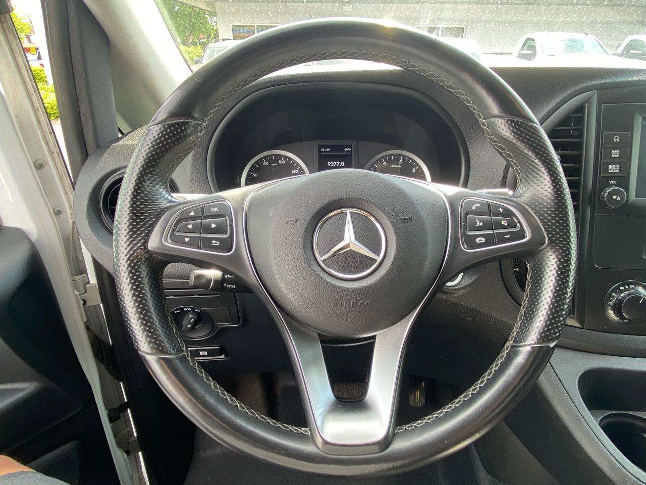 Used 2021 Mercedes-Benz Metris image 18