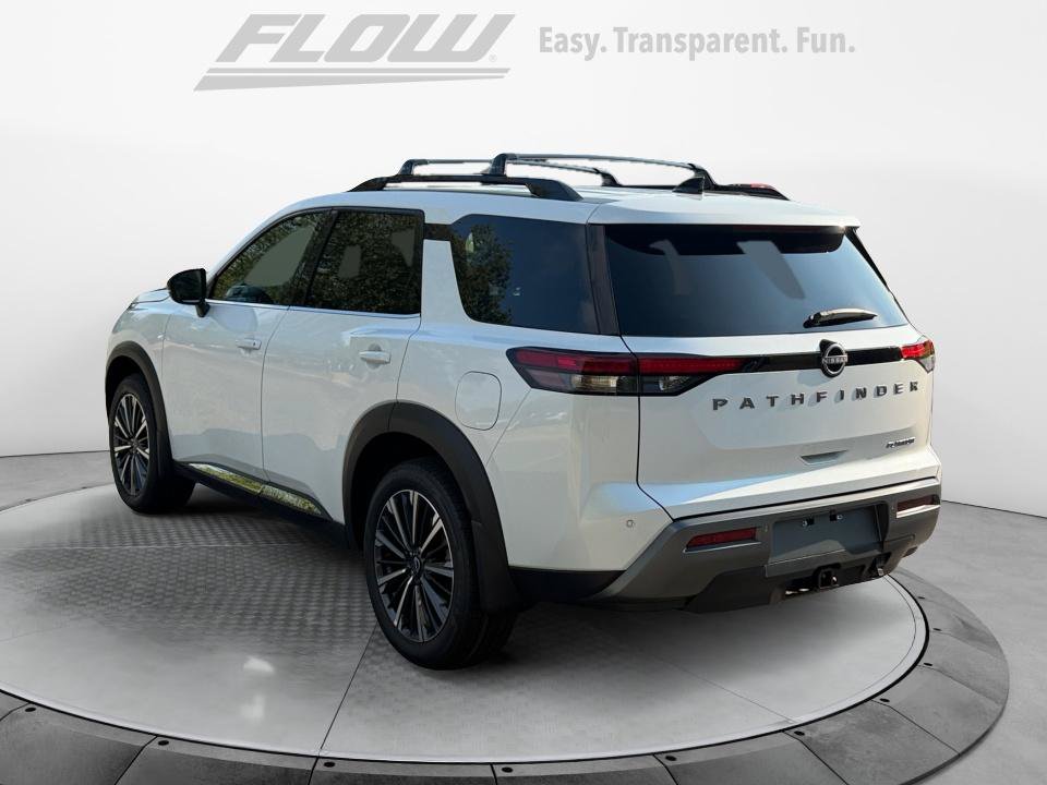 New 2026 Nissan Pathfinder Platinum w/ Cargo Package FWD image 6