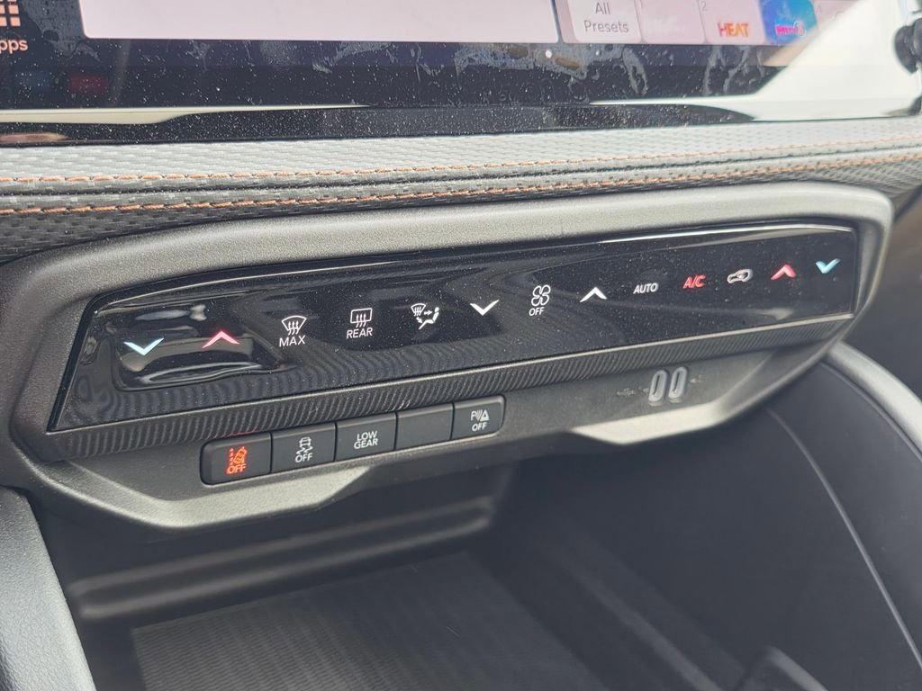 New 2026 Jeep Cherokee Limited AWD/4WD image 17