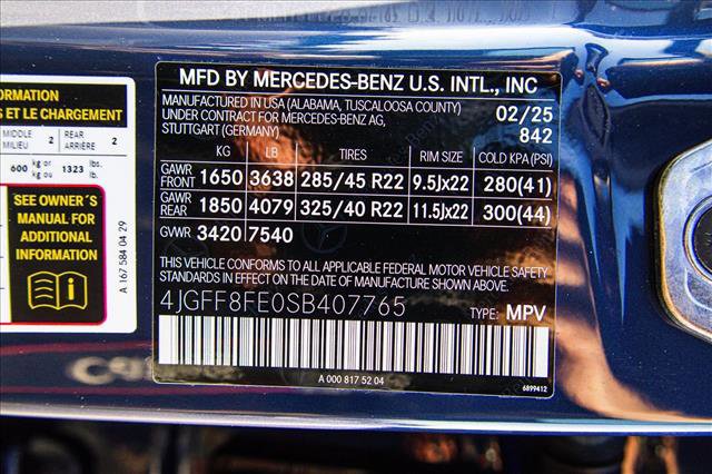 Used 2025 Mercedes-Benz GLS 580 4MATIC image 29