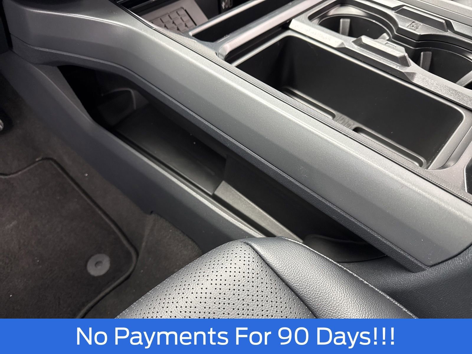 New 2026 Ford F250 Lariat w/ Black Appearance Package image 23