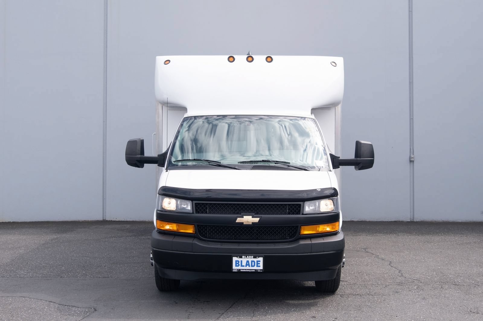 Used 2020 Chevrolet Express 3500 RWD image 10