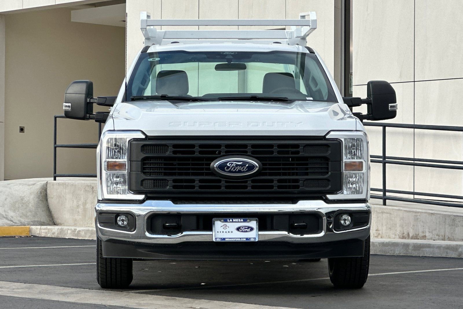New 2026 Ford F250 XL w/ XL Chrome Package image 8