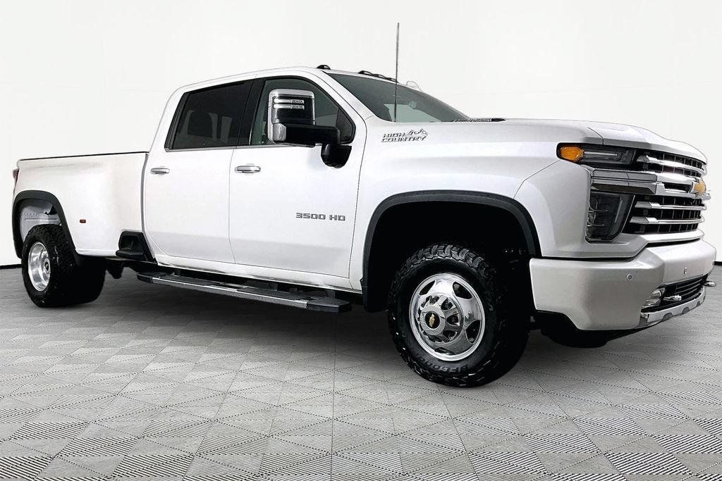 Used 2021 Chevrolet Silverado 3500 High Country AWD/4WD image 3