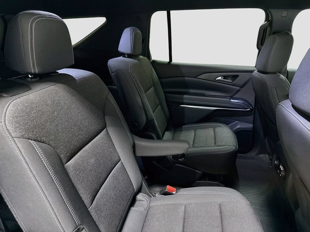 Used 2026 Chevrolet Traverse LT w/ LPO, Floor Liner Package FWD image 29