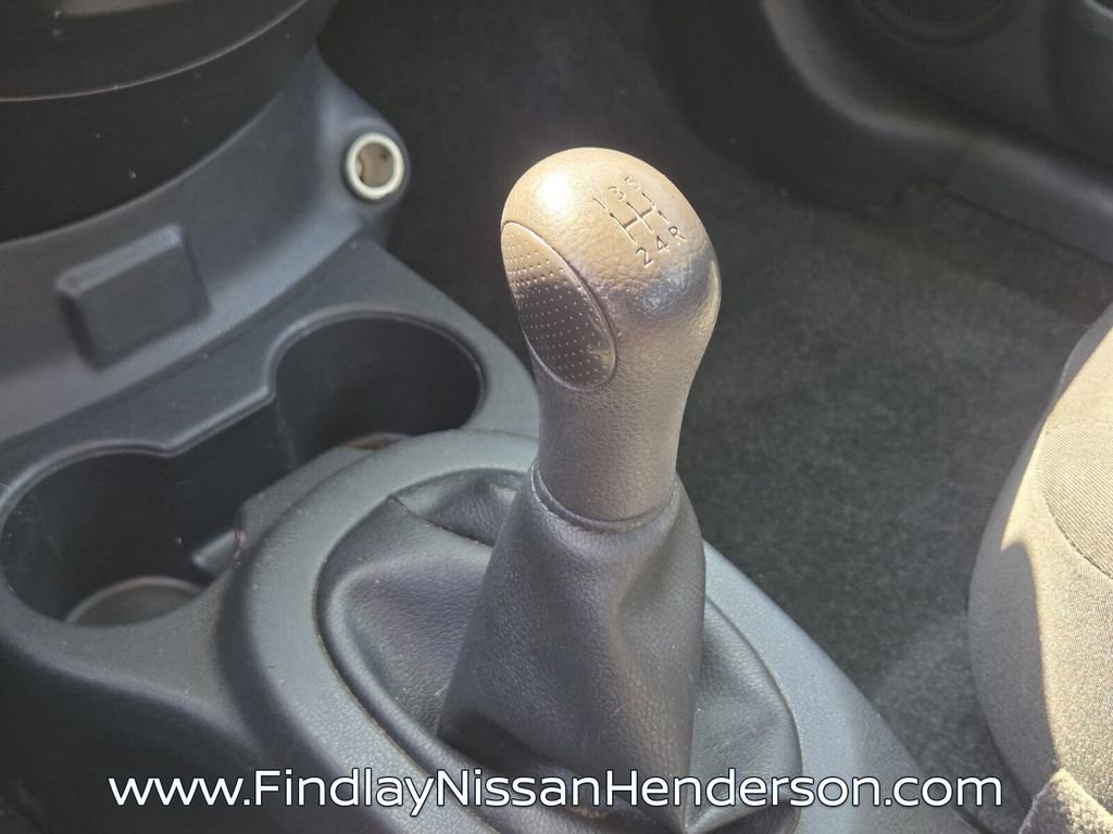 Used 2017 Nissan Versa S image 25