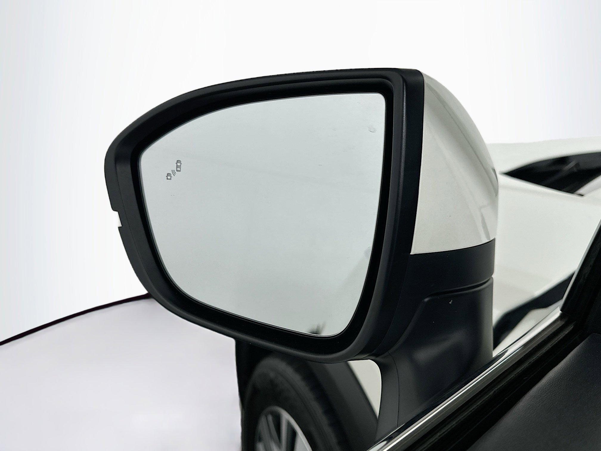 Used 2024 Nissan Pathfinder SL image 16