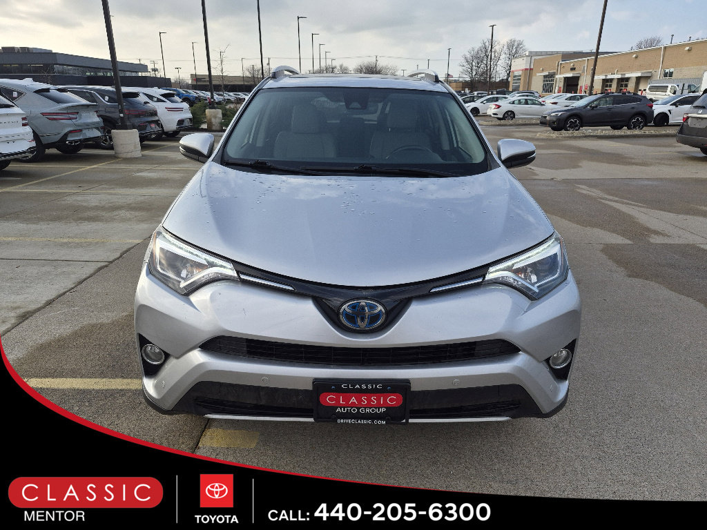 Used 2016 Toyota RAV4 Limited AWD/4WD image 2