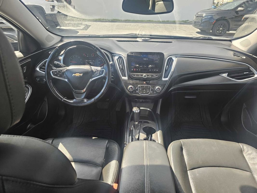 Used 2019 Chevrolet Malibu LT w/ Leather Package image 24