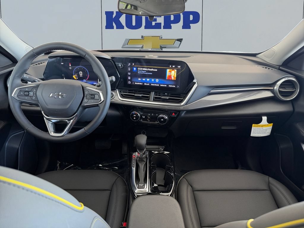 New 2026 Chevrolet Trax ACTIV w/ Sunroof Package FWD image 12