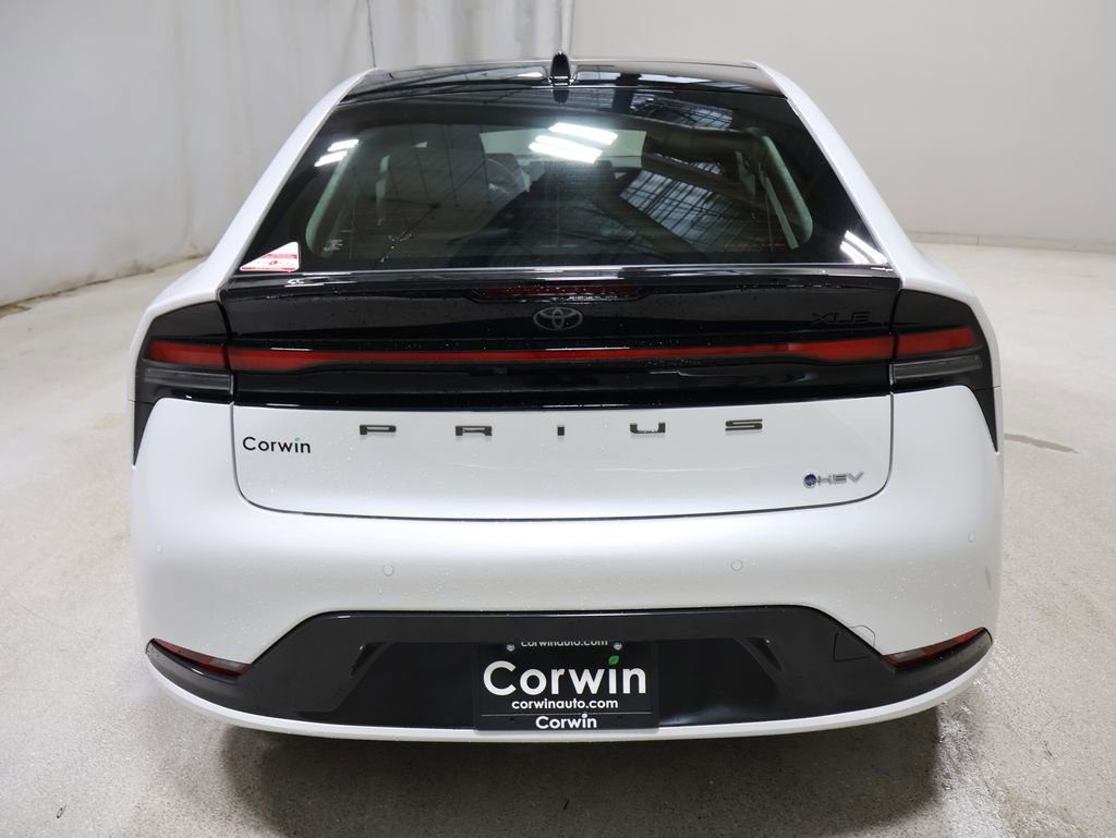 New 2026 Toyota Prius XLE image 6