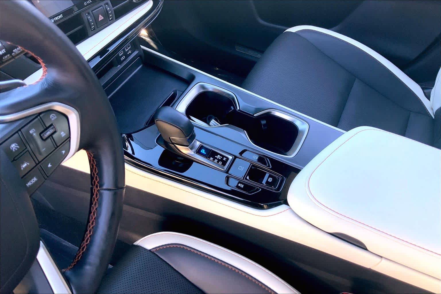 Used 2024 Lexus NX 250 FWD w/ Cold Area Package image 17