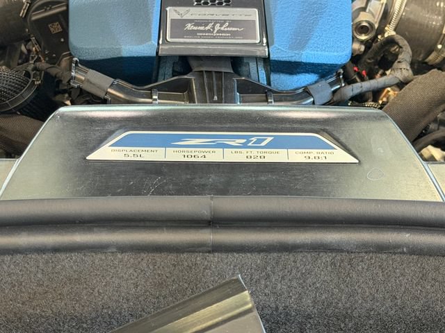 New 2027 Chevrolet Corvette ZR1 w/ ZR1 Carbon Fiber Aero Package RWD image 9