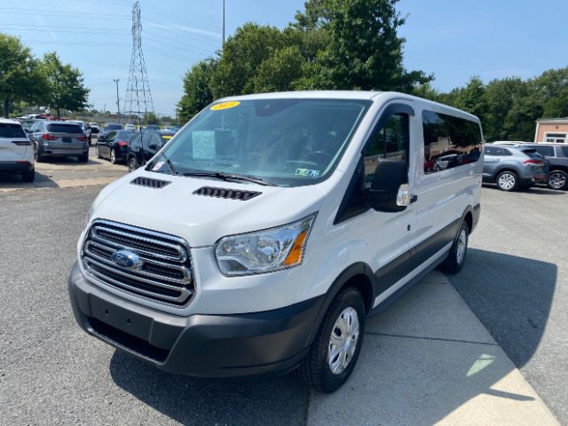 Used 2015 Ford Transit 150 XLT RWD image 1