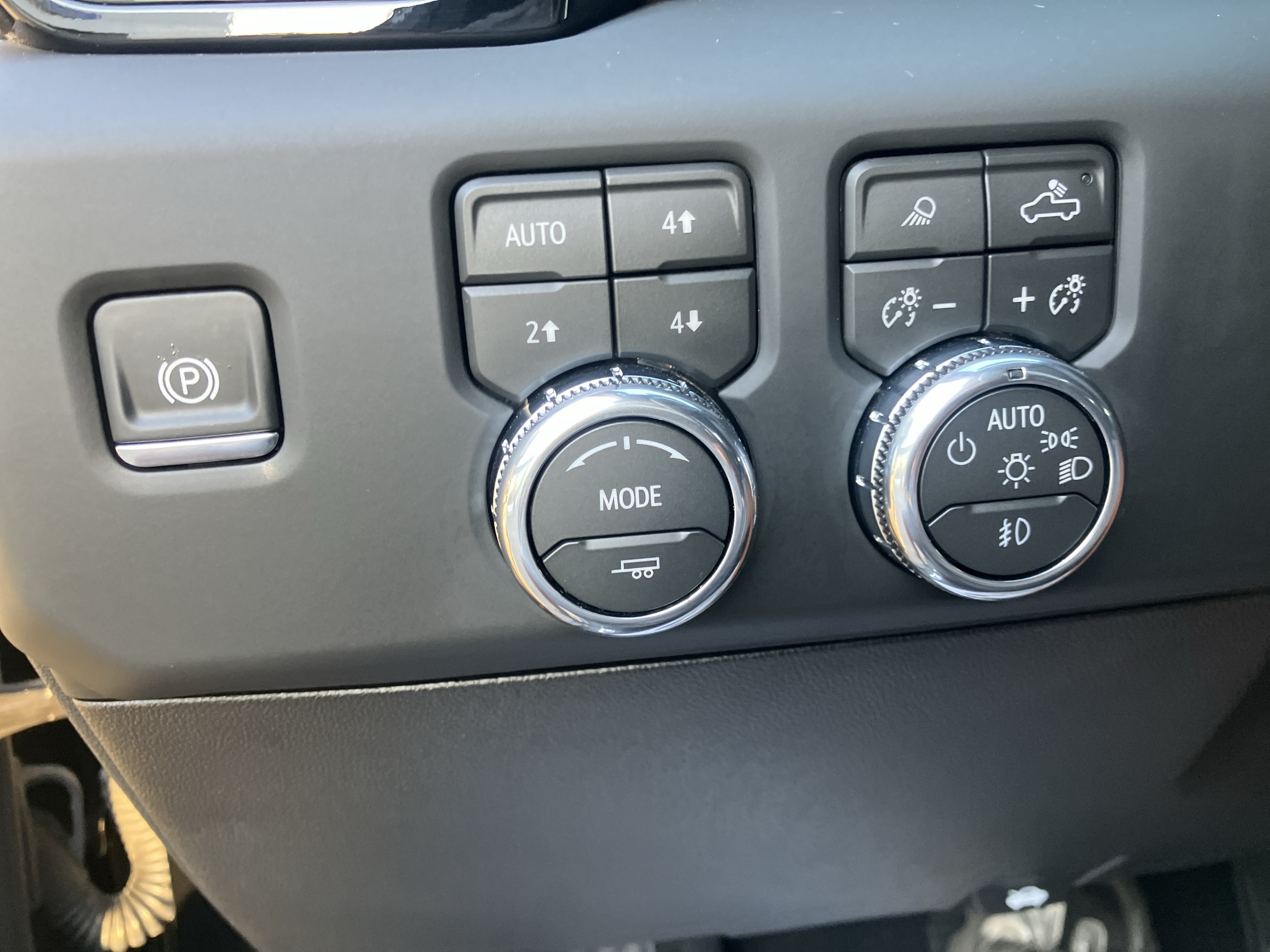 Used 2026 GMC Sierra 2500 AT4 w/ AT4 Preferred Package AWD/4WD image 20