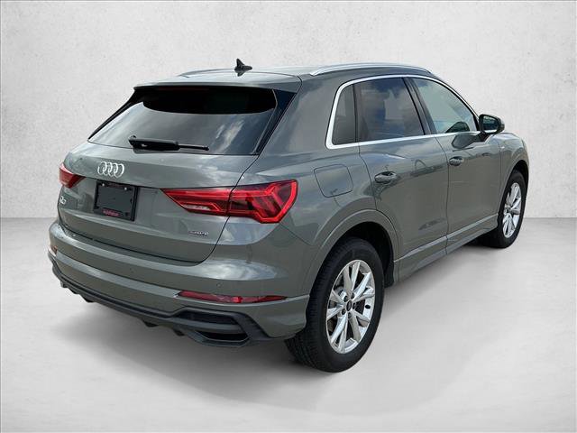 Certified 2025 Audi Q3 2.0T Premium w/ Convenience Package image 5