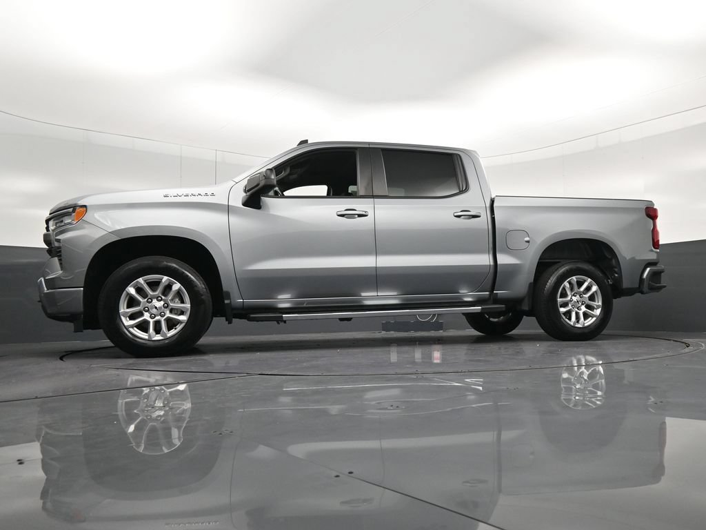 Used 2024 Chevrolet Silverado 1500 RST RWD image 32