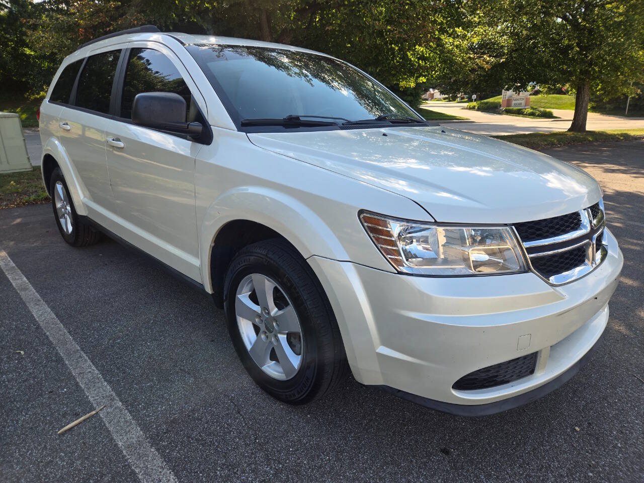 Used 2014 Dodge Journey SE w/ Flexible Seating Group FWD image 13