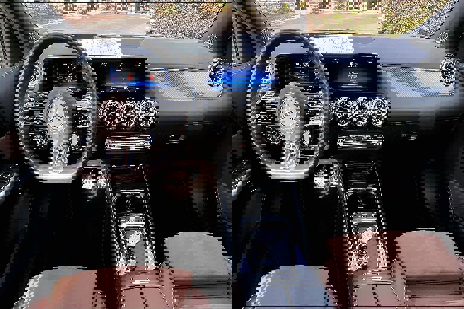 Used 2025 Mercedes-Benz GLA 35 AMG 4MATIC image 29