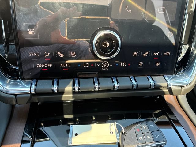 New 2026 GMC Yukon Denali w/ Denali Reserve Package AWD/4WD image 20