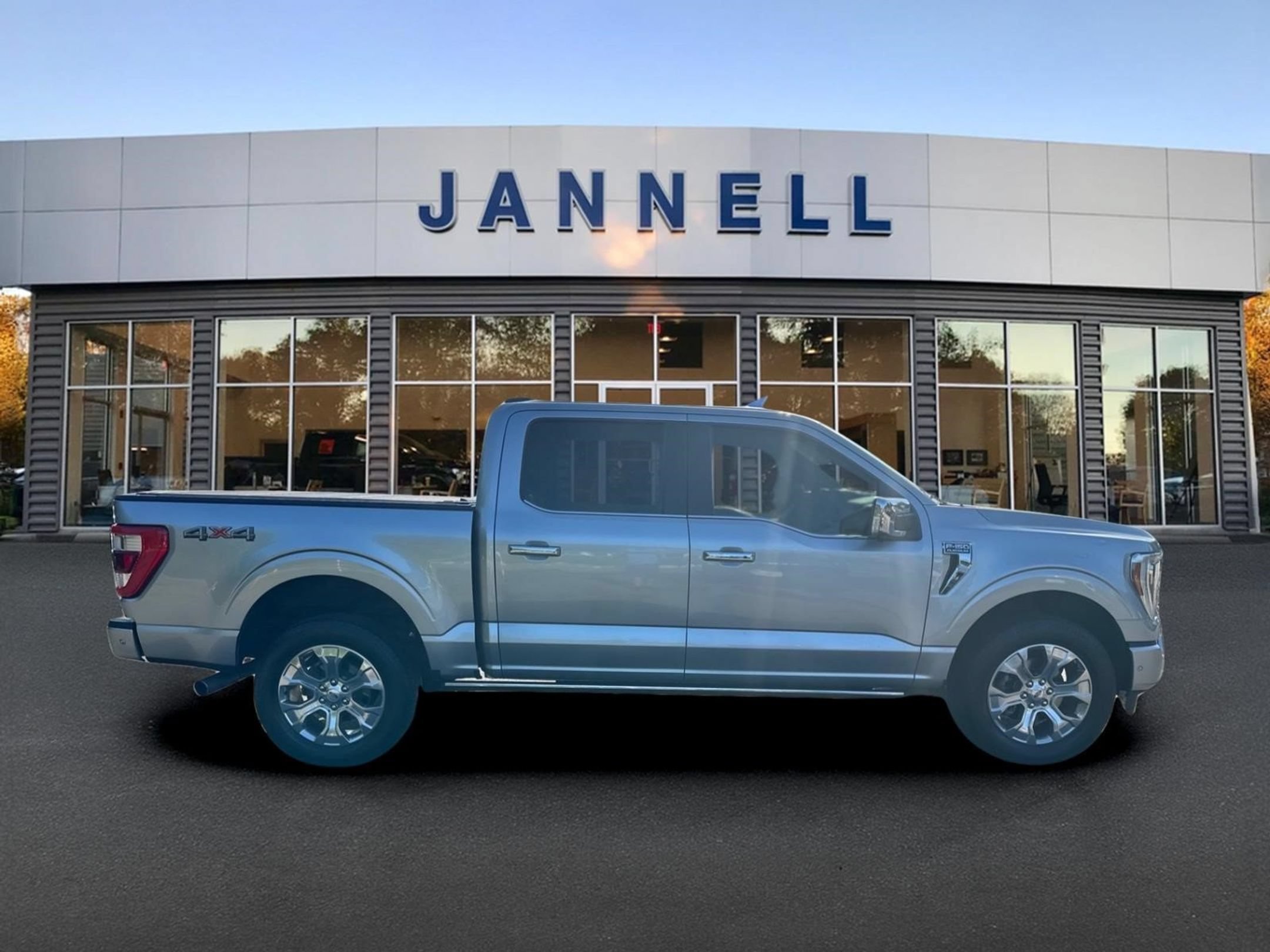 Used 2023 Ford F150 Platinum w/ Equipment Group 701A High AWD/4WD image 4