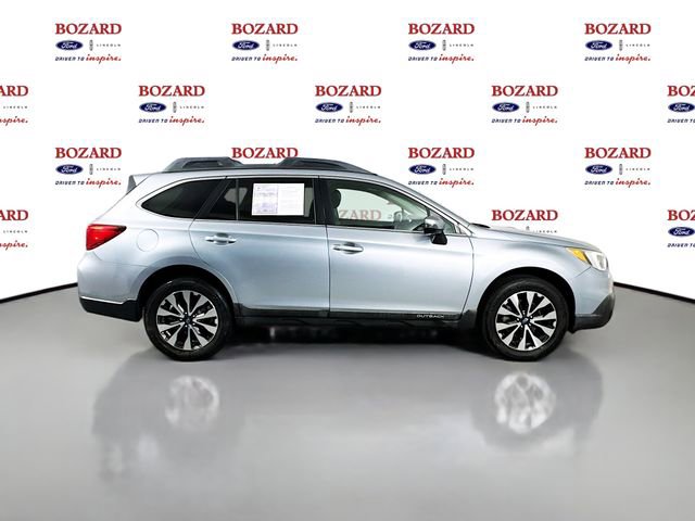 Used 2015 Subaru Outback 3.6R Limited image 9