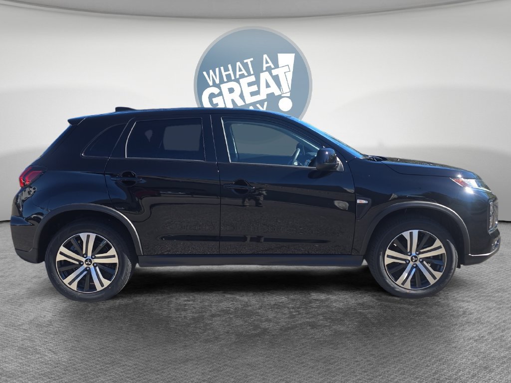 New 2027 Mitsubishi Outlander Sport ES AWD/4WD image 2