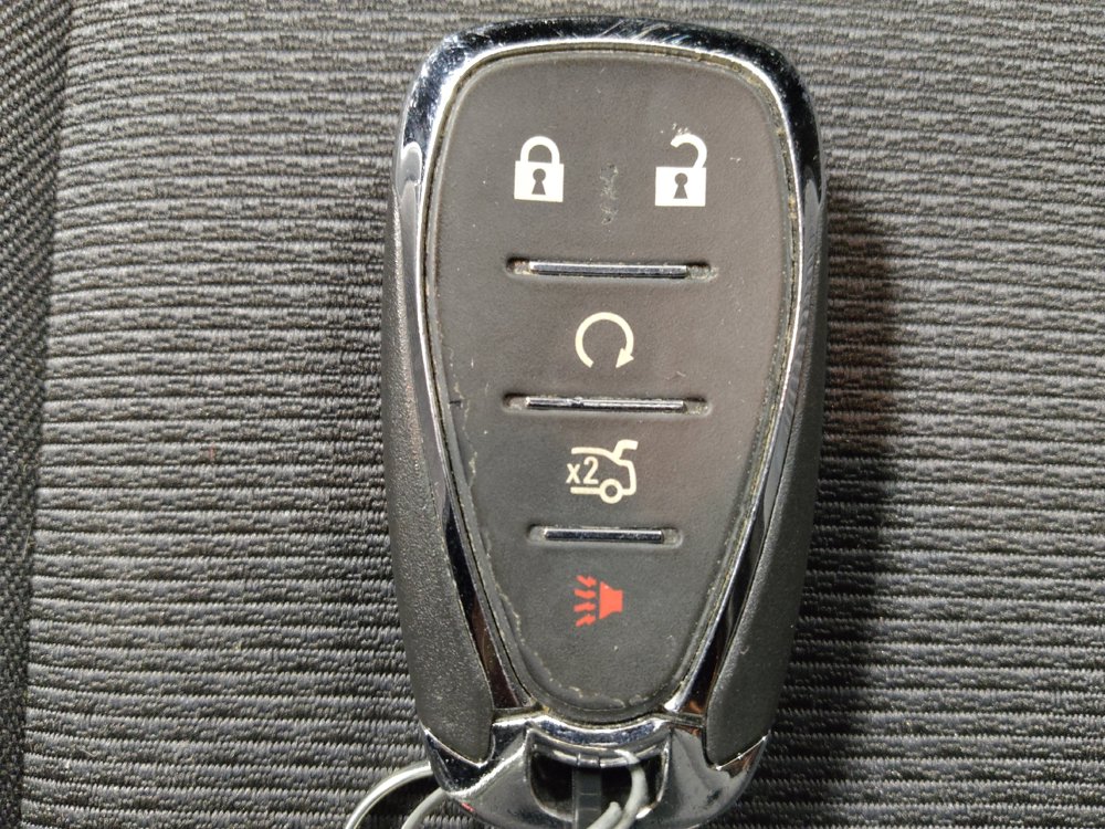Used 2019 Chevrolet Cruze LT w/ Convenience Package FWD image 32