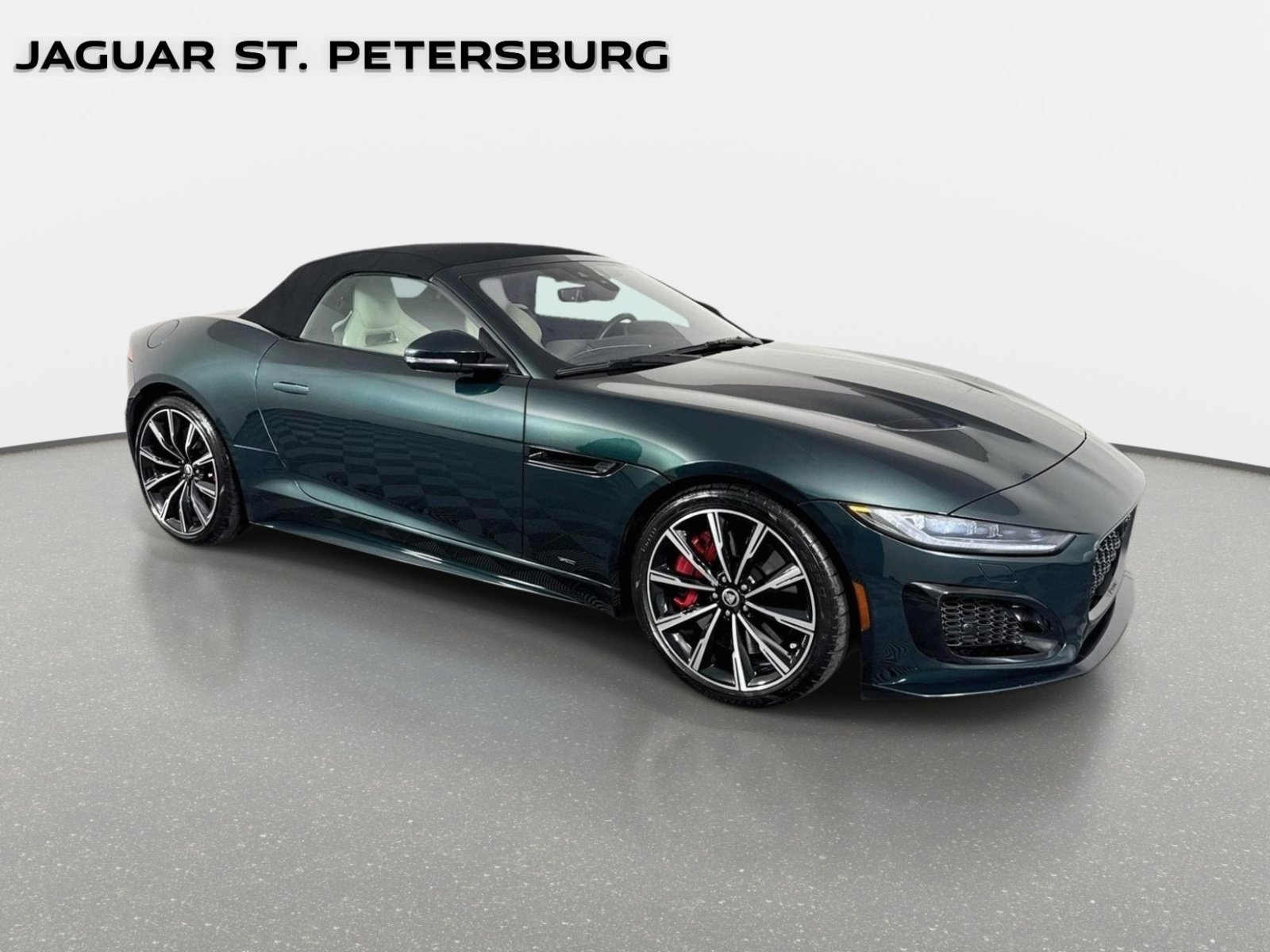 Used 2024 Jaguar F-TYPE R AWD/4WD image 3