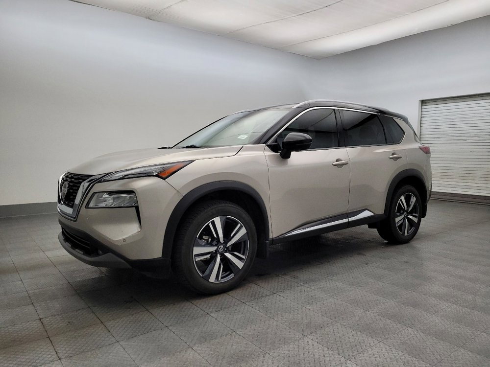 Used 2021 Nissan Rogue SL w/ Premium Package image 2