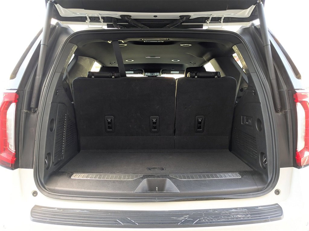 Used 2023 GMC Yukon Denali image 32