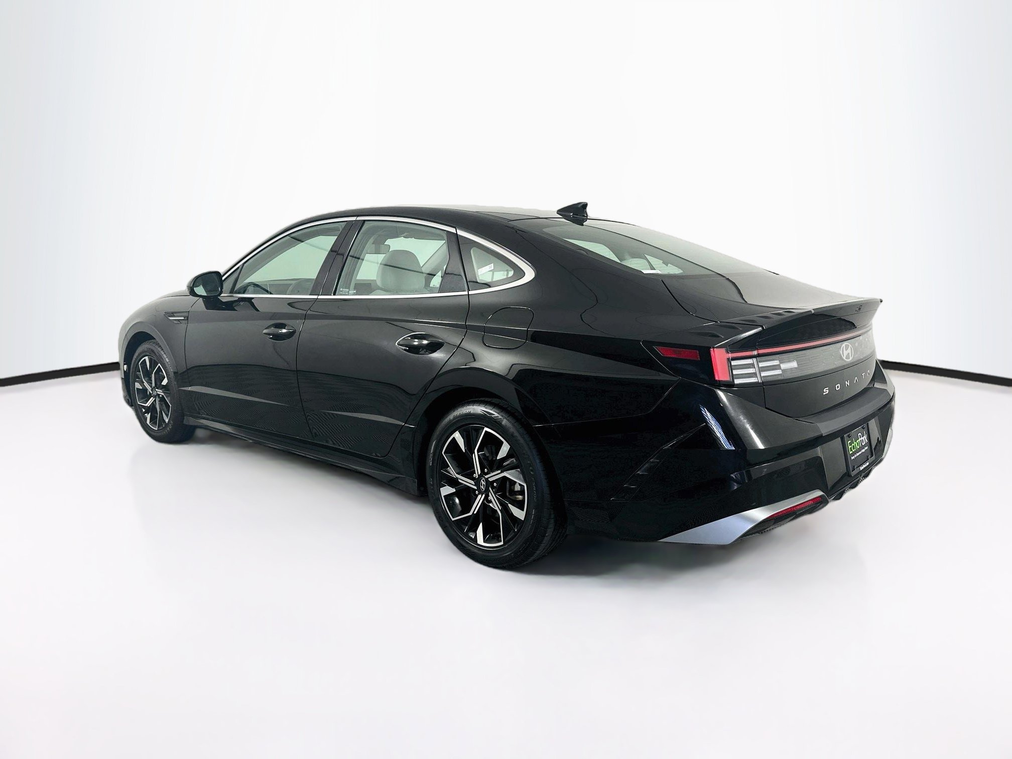 Used 2025 Hyundai Sonata SEL FWD image 5