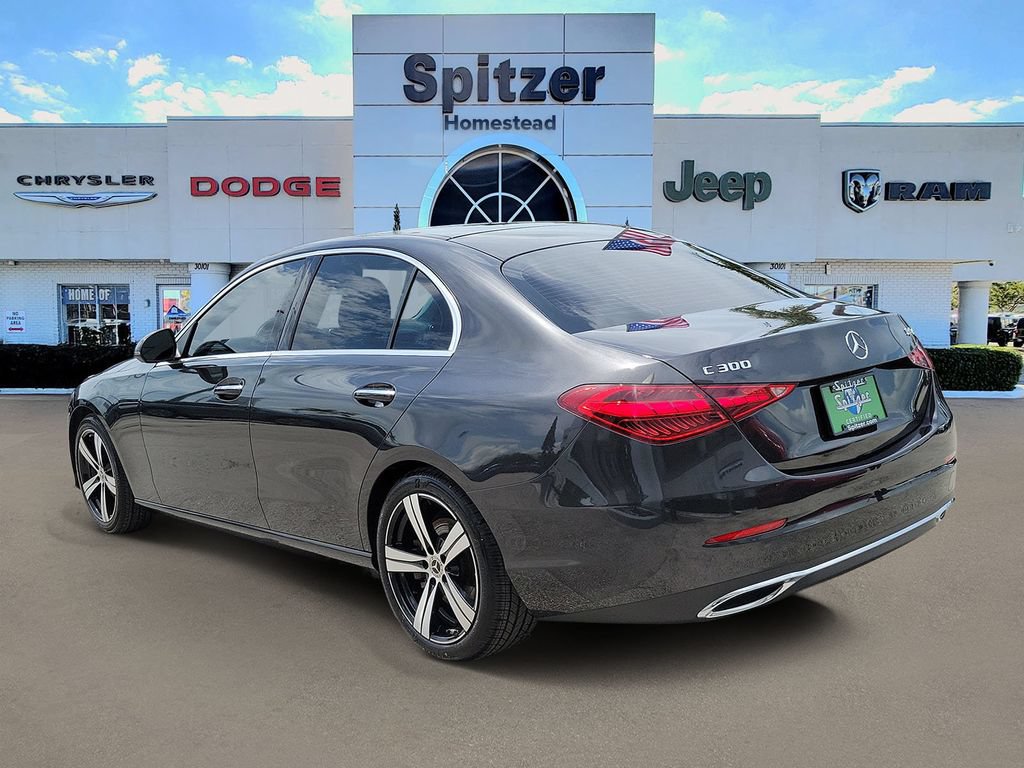 Used 2022 Mercedes-Benz C 300 Sedan image 3