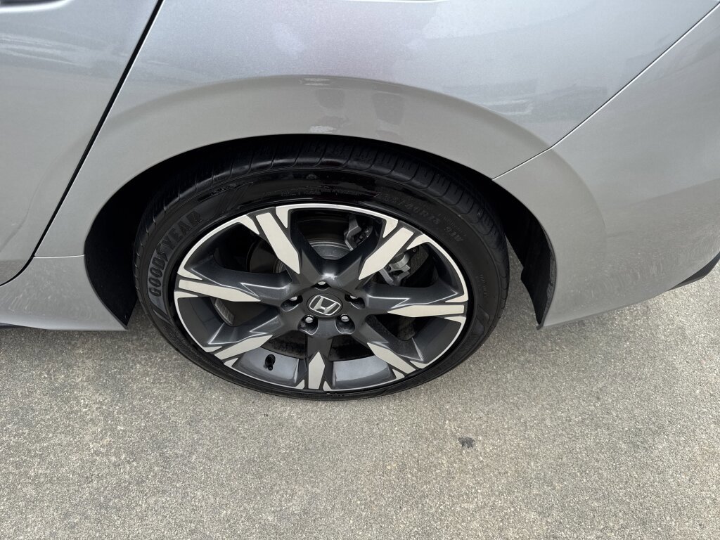 Certified 2025 Honda Civic Sport Touring image 8