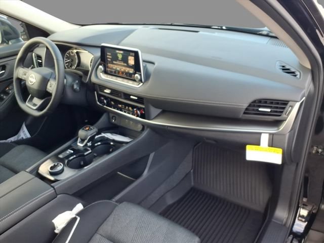 New 2026 Nissan Rogue SV w/ Cold Weather Package AWD/4WD image 12