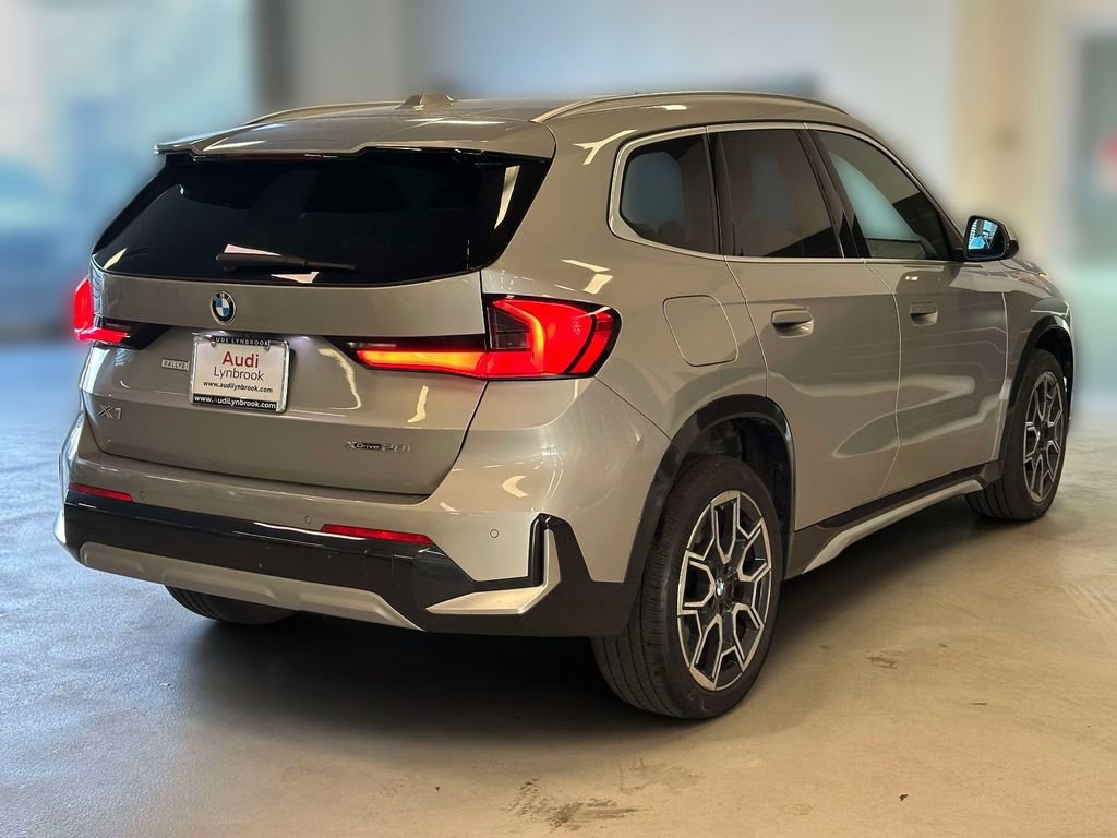 Used 2023 BMW X1 xDrive28i w/ Convenience Package AWD/4WD image 4