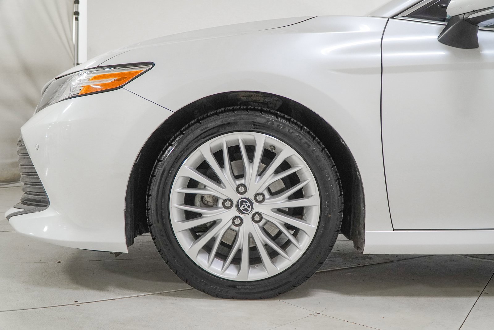 Used 2018 Toyota Camry XLE image 17