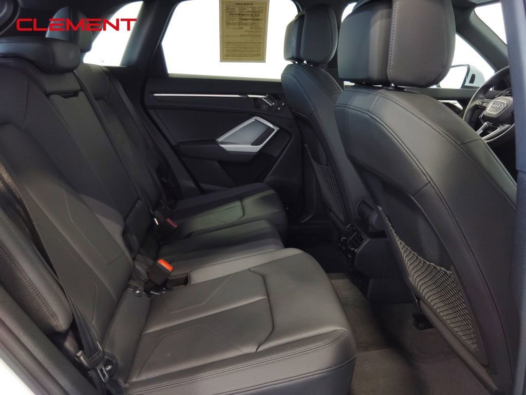 Used 2024 Audi Q3 2.0T Premium Plus w/ Premium Plus Package image 37
