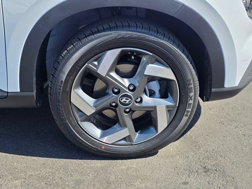 New 2026 Hyundai Venue SEL FWD image 8