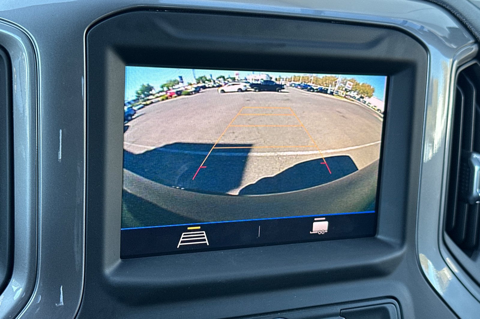 Used 2022 Chevrolet Silverado 1500 Custom RWD image 18
