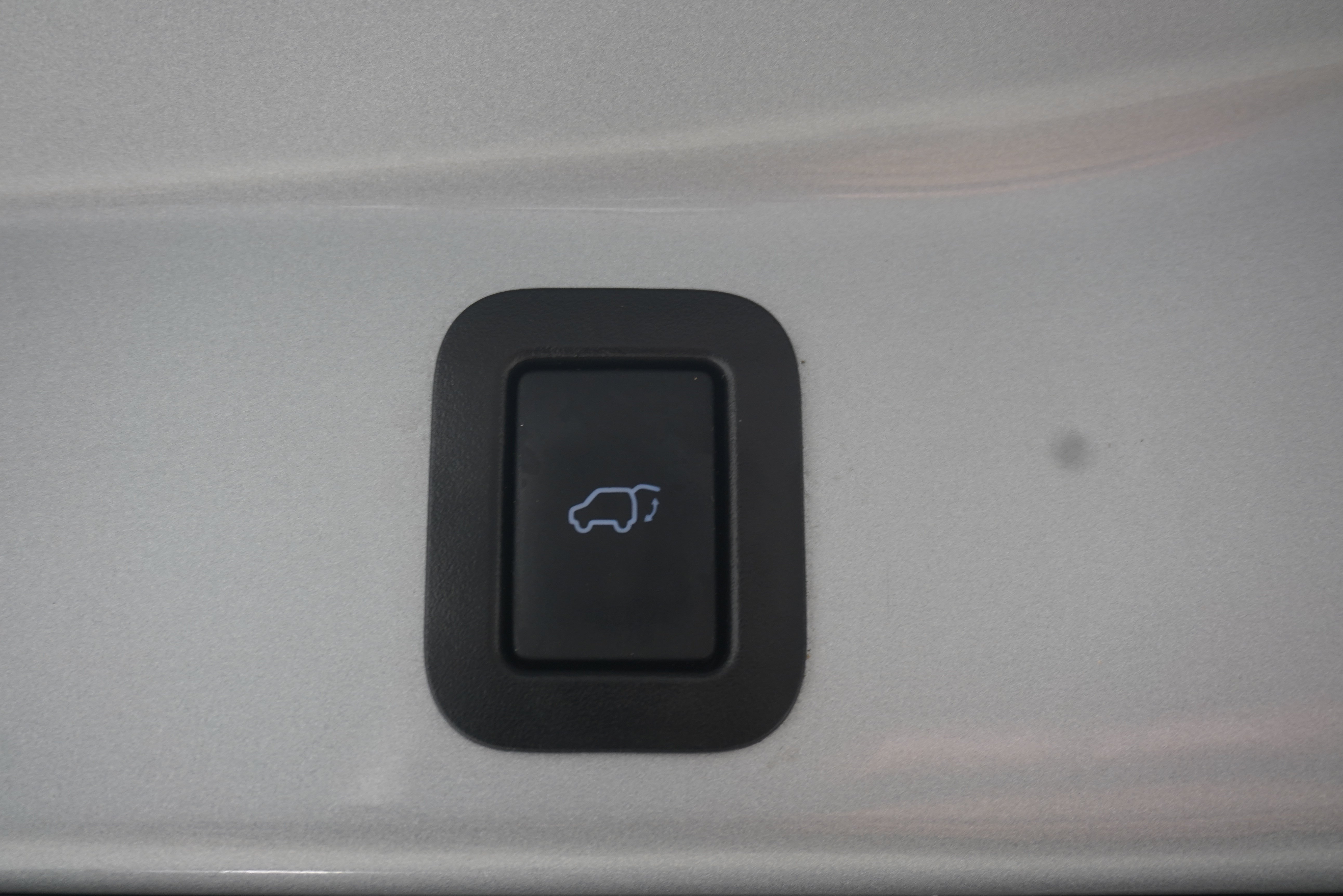 Used 2018 Toyota Highlander Limited FWD image 32