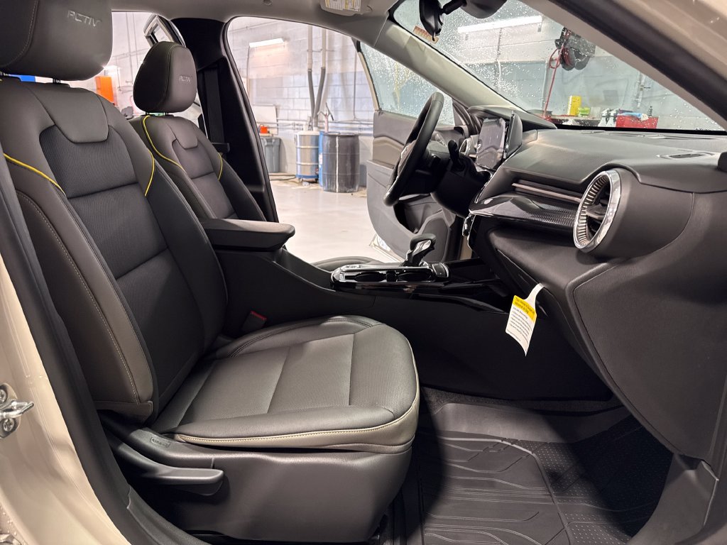 New 2026 Chevrolet Trax ACTIV w/ Sunroof Package FWD image 29