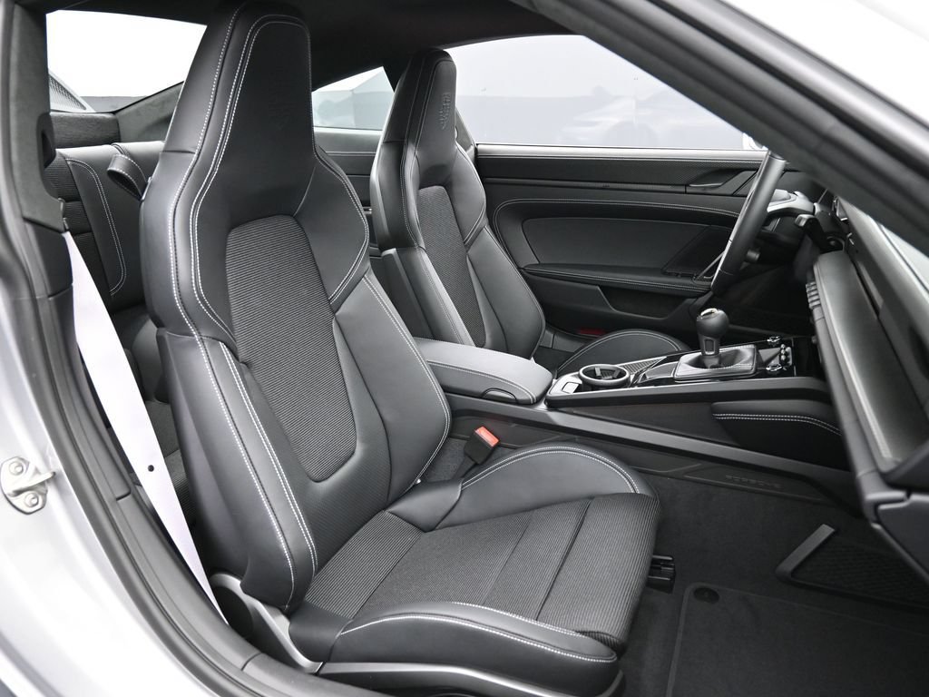 New 2026 Porsche 911 GT3 RWD image 30