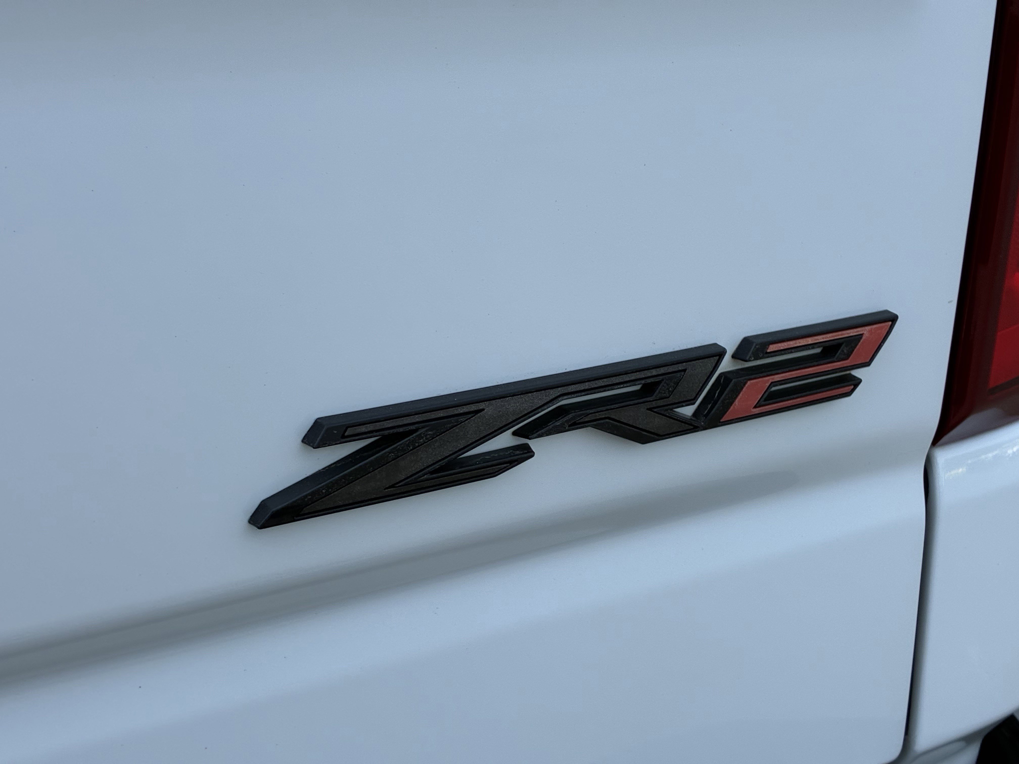 Used 2023 Chevrolet Silverado 1500 ZR2 AWD/4WD image 13