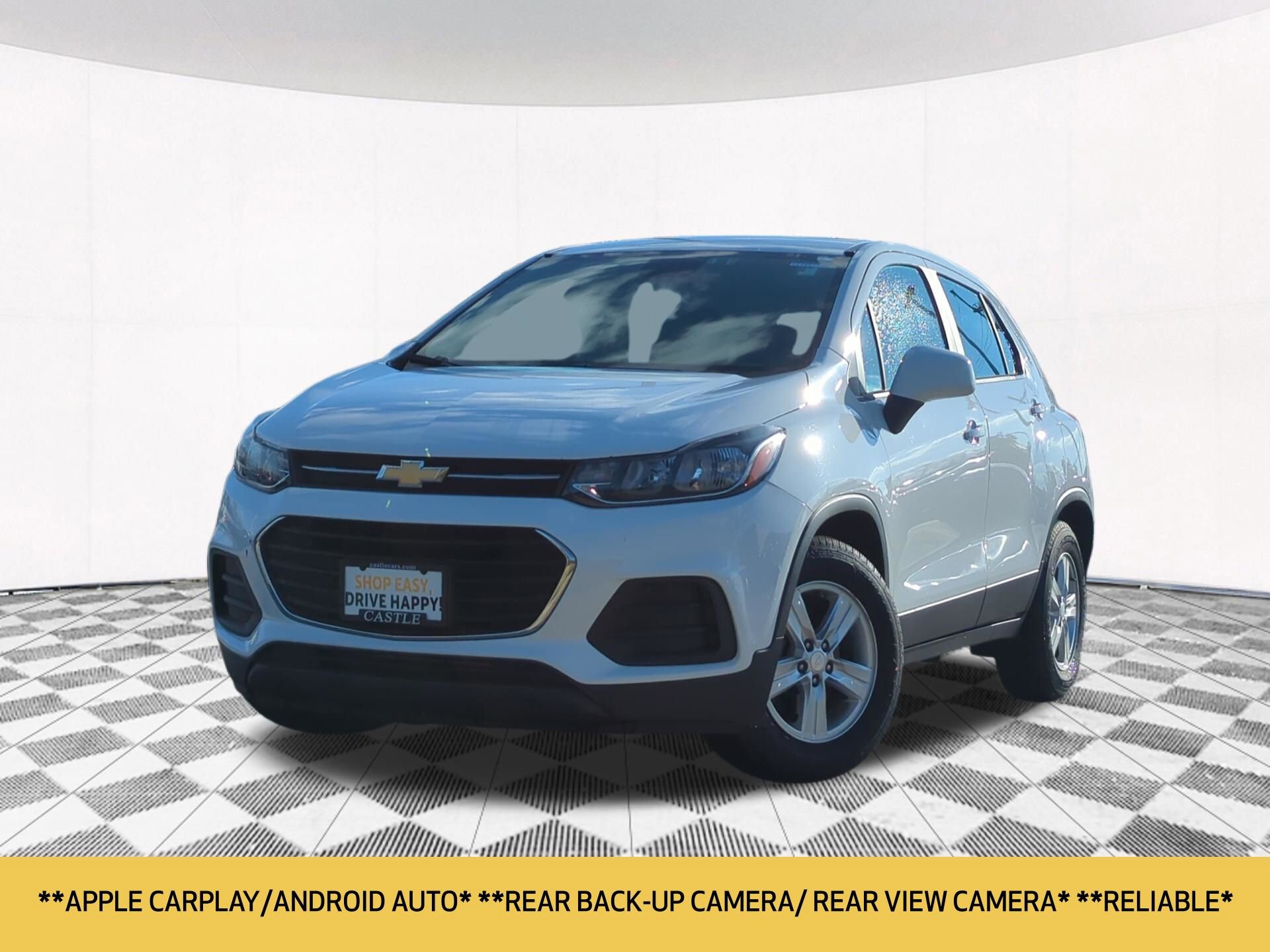 Used 2019 Chevrolet Trax LS image 2