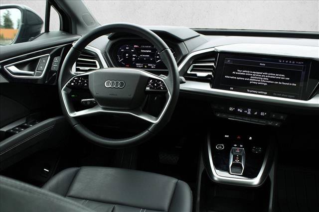Used 2023 Audi Q4 e-tron Premium Plus w/ Premium Plus RWD image 17